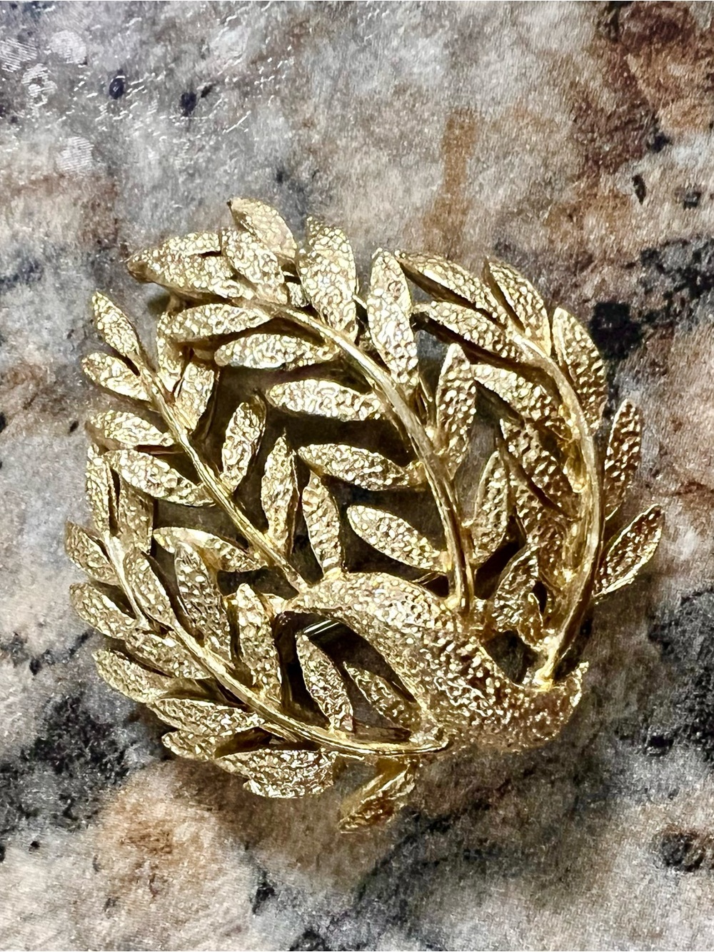 Sara Coventry ‘Cascading Leaves’ Vintage Gold-Tone  Brooch